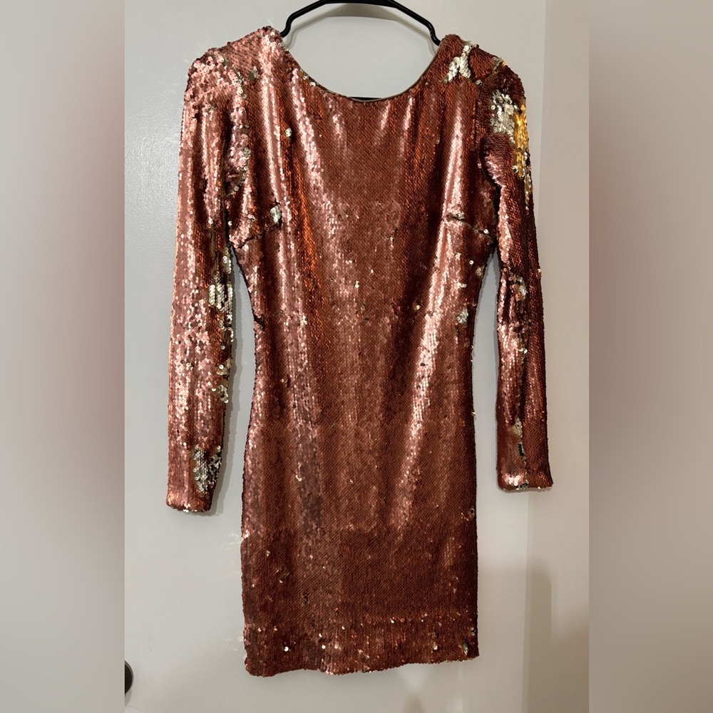 Dress the Population Blush/Gold Long Sleeve Sequin Mini Dress Size Large Party